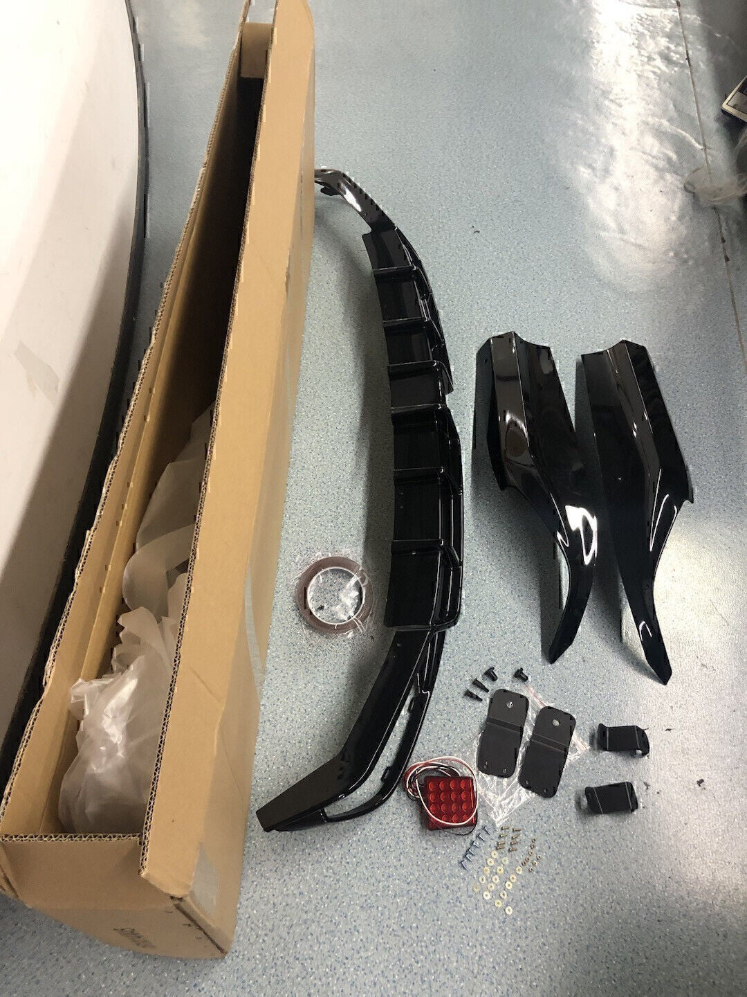 For Honda Accord Yofer 2018-22 Rear Black Bumper Diffuser Lip Spoiler+Light US N